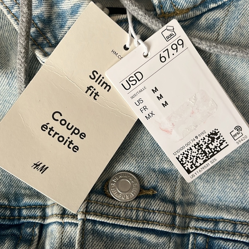 Brand New: H&M Men's Light Blue Denim Jacket with Gray Hood - Picture 4 of 5